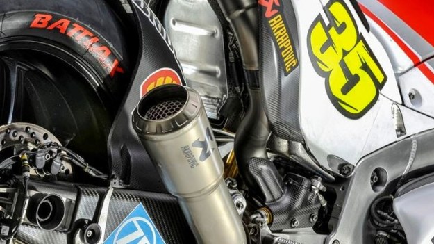 akrapovic menjadi sponsor resmi ducati corse di motogp2014