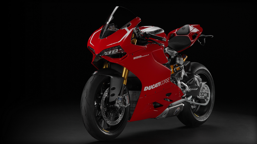Ducati-SBK-1199-Panigale-R-front